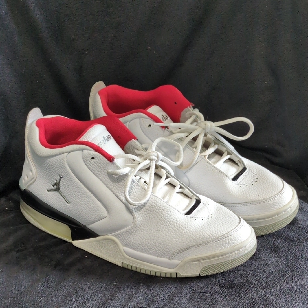 Jordan Big Fund White and Red Sneakers Mens Sz 10.5​